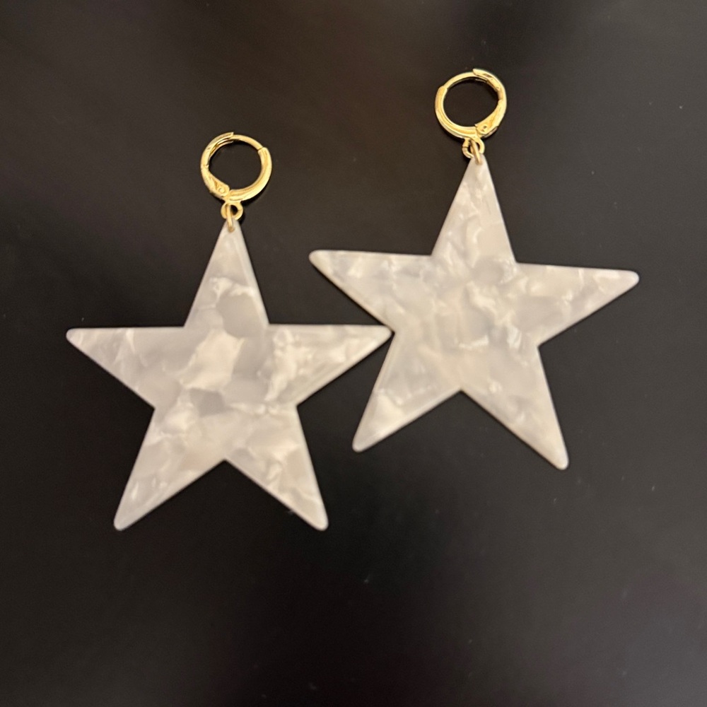 Elegant Star-Shaped White Earrings